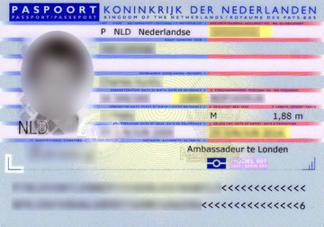 Удостоверение личности приглашающего лица (копия паспорта нидерландов или вида на жительство в нидерландах приглашающего лица для несовершеннолетних на визу в Нидерланды